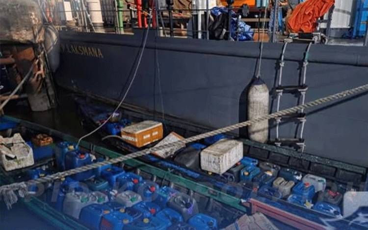 Polairud Baharkam Polri Gagalkan Pengangkutan Ribuan Liter Bio Solar Subsidi ke Kalteng