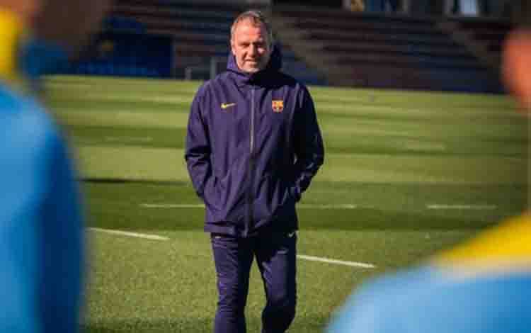 Barcelona Resmi Perpanjang Kontrak Hansi Flick hingga 2028