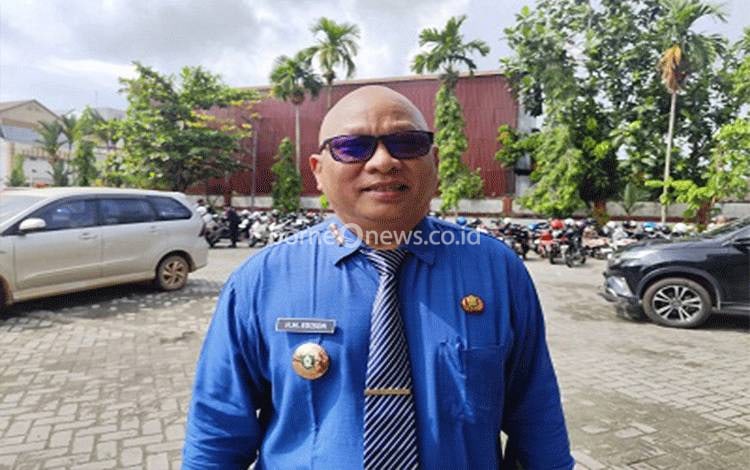 Masyarakat Mentaya Hulu Gunakan Akses Jalan Perusahaan Sawit Akibat banjir