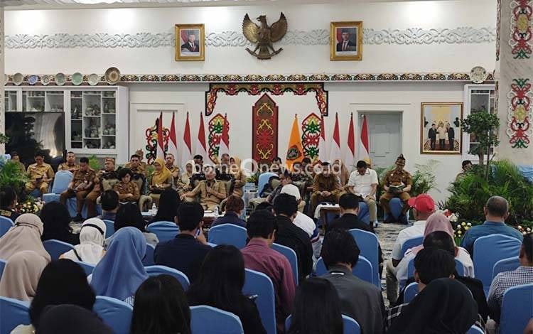 Gubernur Agustiar Sabran Tekankan Kebersamaan dengan Insan Pers di Tengah Efisiensi Anggaran