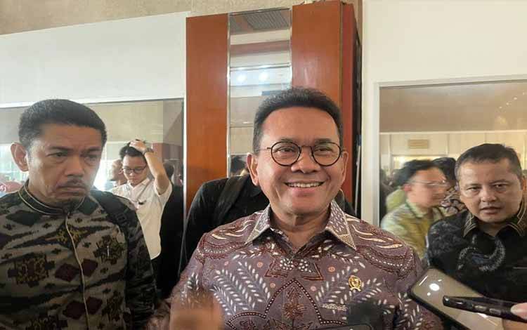 Mendag Siapkan Permendag Baru Seiring Pembentukan BUMN Khusus Ekspor