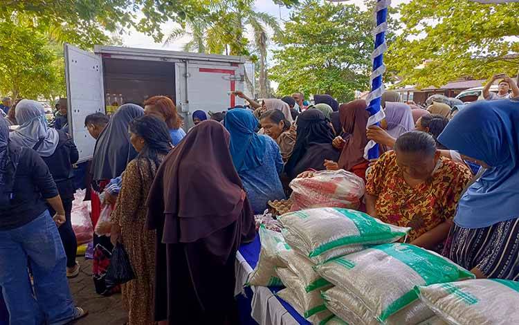 Dinas Pertanian dan Ketahanan Pangan Kotawaringin Timur Gelar Gerakan Pangan Murah Jelang Iduladha untuk Stabilkan Harga Pangan