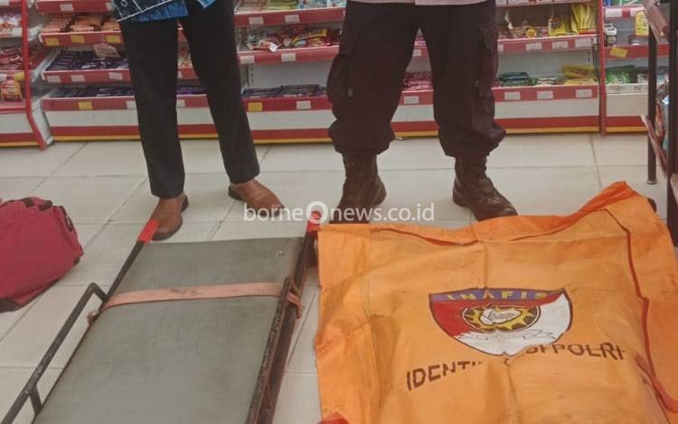Pria Tergeletak Pingsan di Dalam Alfamart Mantuil Sebelum Dinyatakan Meninggal Dunia