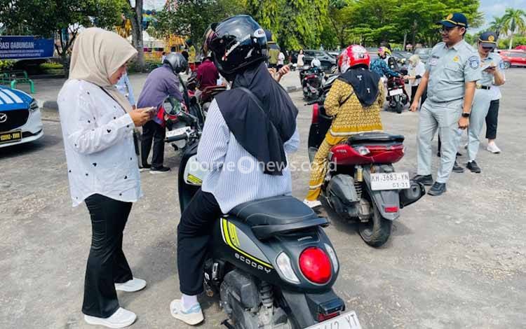 Penunggak Pajak Kendaraan Bermotor yang Terjaring Razia di Palangka Raya tak Lagi Dilayani Pembayaran Tunai