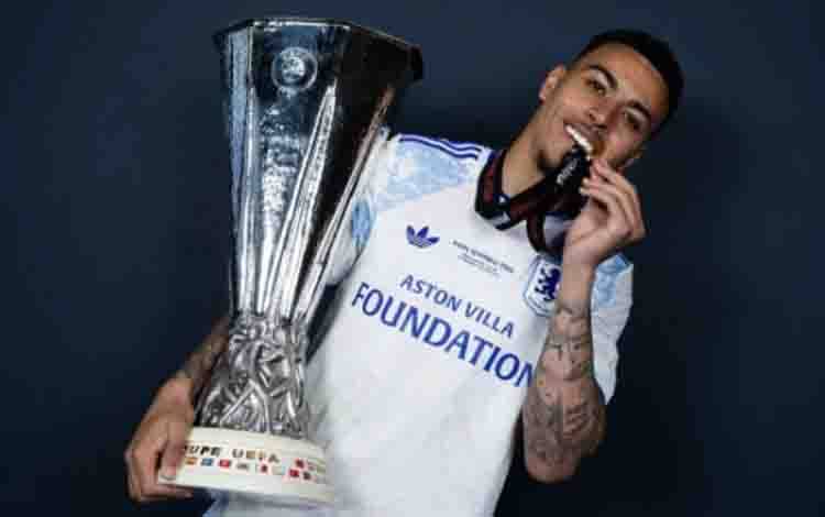 Morgan Rogers Sabet Gelar Pemain Terbaik Liga Europa 2025/26
