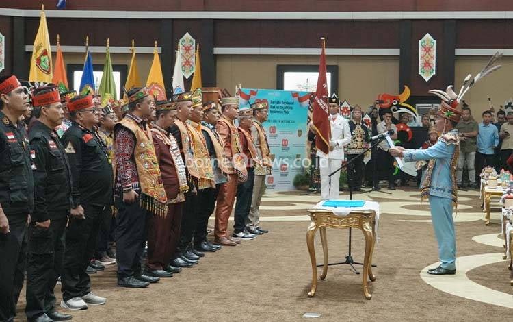 Sekda Kapuas Usis I Sangkai Dilantik sebagai Ketua DAD Kabupaten Kapuas
