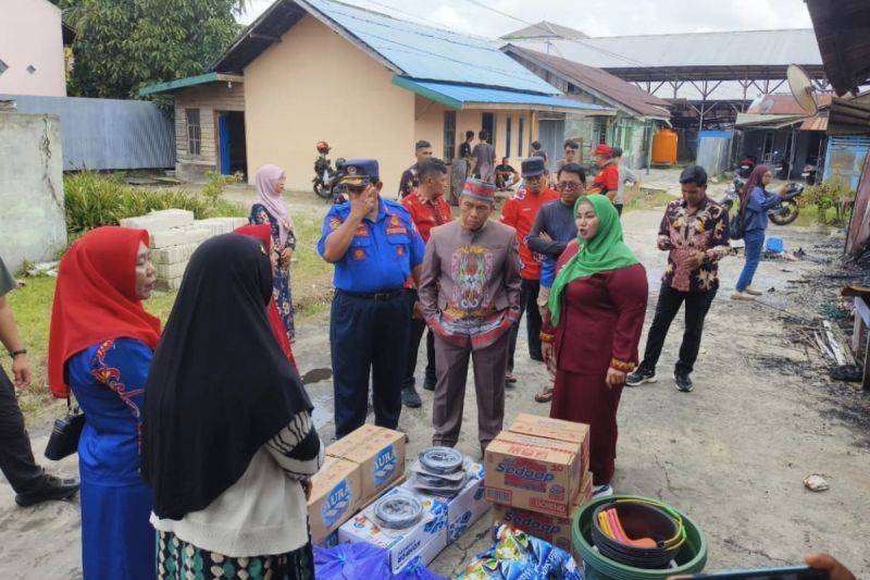 Pemkab Kotim Siapkan Rumah Dinas Alternatif untuk Guru Korban Kebakaran di H Imran Sampit