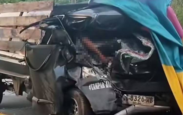 Tabrakan Maut di Lamandau, Sopir Pick Up Meninggal di Lokasi