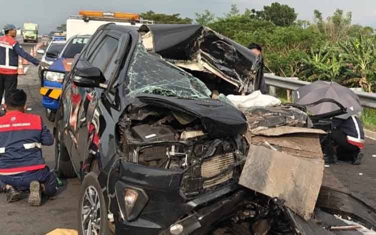 Penyebab Kecelakaan Mobil Anggota DPR Diduga Sopir Mengantuk