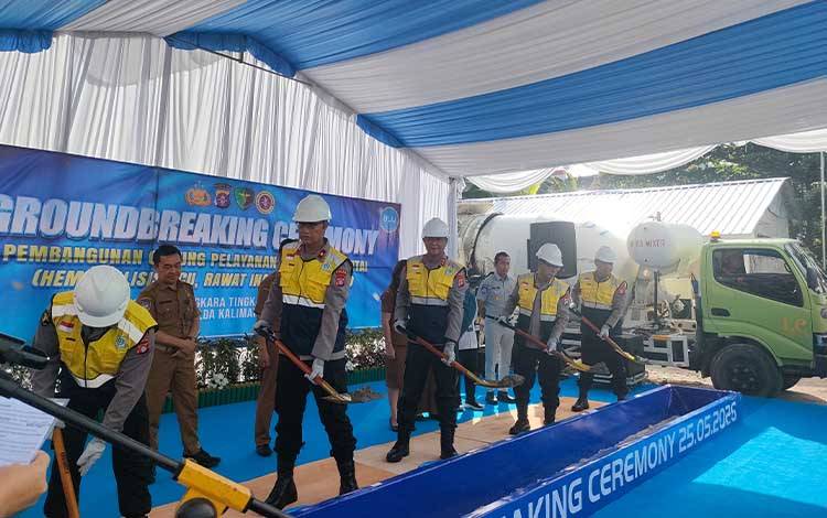 Polda Kalteng Ground Breaking Gedung Pelayanan Terpadu 4 Lantai RS Bhayangkara Palangka Raya