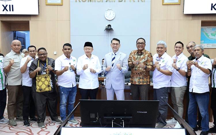 Anggota Komisi XII DPR RI Terima Berbagai Keluhan dari Penambang Rakyat