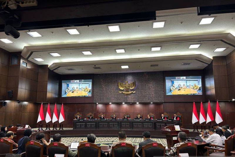 MK Dengarkan Keterangan ADI soal Gugatan Kesejahteraan dan Gaji Dosen
