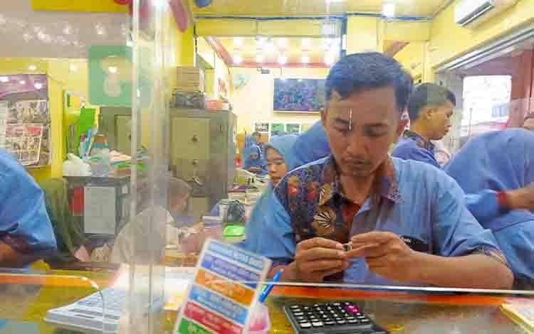 Penjualan Emas di Kotawaringin Timur Meningkat Signifikan Jelang Lebaran Iduladha