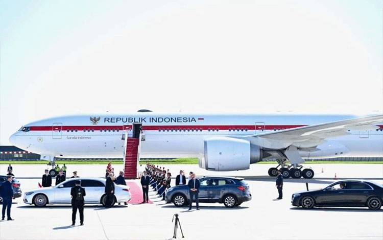 Presiden Prabowo Tiba di Prancis untuk Kunjungan Kenegaraan