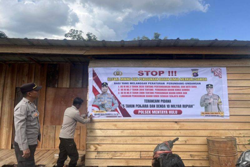 Polres Kotim Sosialisasi Larangan Tambang Emas Ilegal di Sungai Ngabe Mentaya Hulu