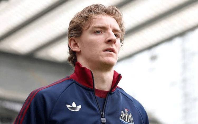 Barcelona Dikabarkan Capai Kesepakatan dengan Newcastle untuk Gordon