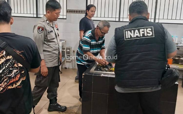 Pria ini Tergeletak di Jalan Ir Soekarno Palangka Raya, Meninggal Saat Tiba di RSUD dr Doris Sylvanus