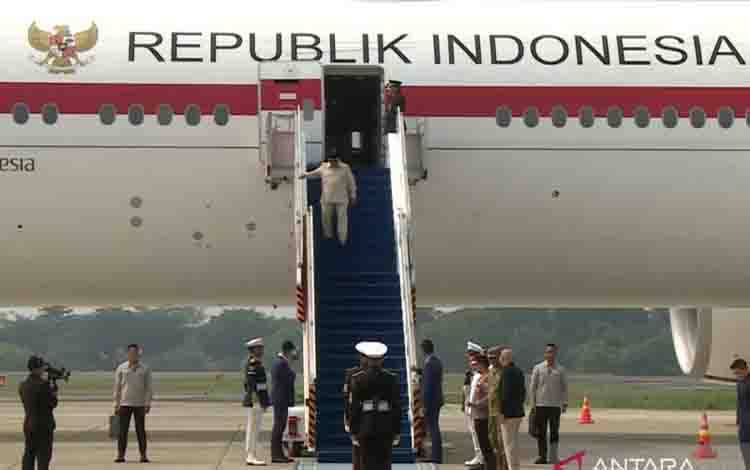 Presiden Tiba di Tanah Air usai Kunjungan ke Prancis