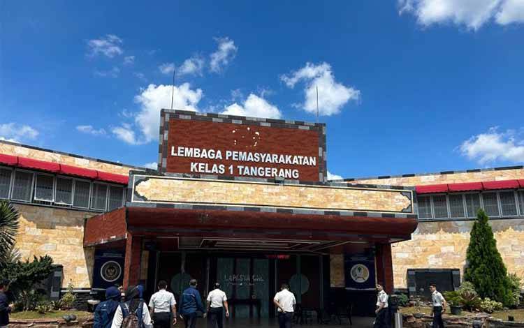 Kemenimipas Beri Remisi Waisak kepada 1.052 Narapidana dan Anak Binaan