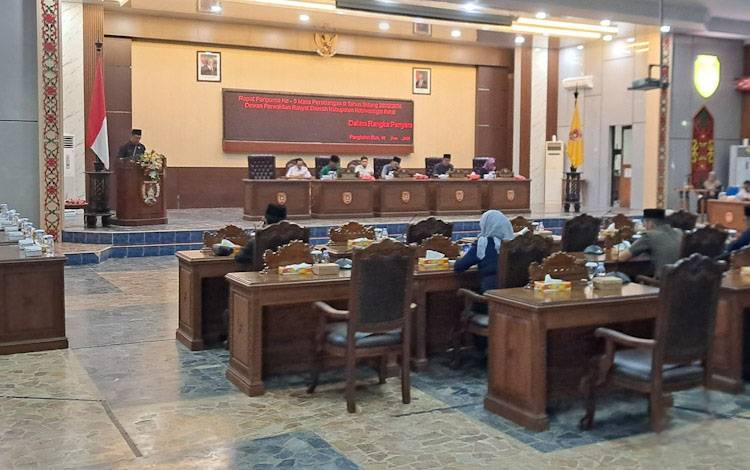 Fraksi NasDem Desak Pemkab Kobar Tambah Armada Damkar di Kumai dan Genjot PAD