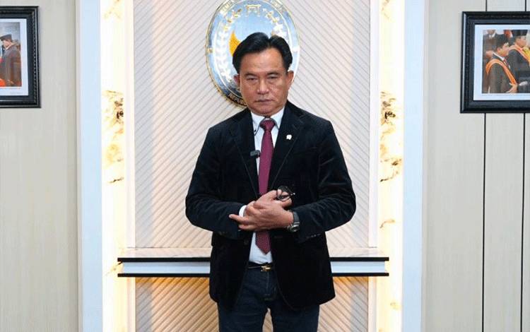 Tangkapan layar - Menteri Koordinator Bidang Hukum, HAM, Imigrasi, dan Pemasyarakatan Yusril Ihza Mahendra memberikan keterangan melalui video, di Jakarta, Jumat (5/6/2026). ANTARA/Agatha Olivia Victoria
