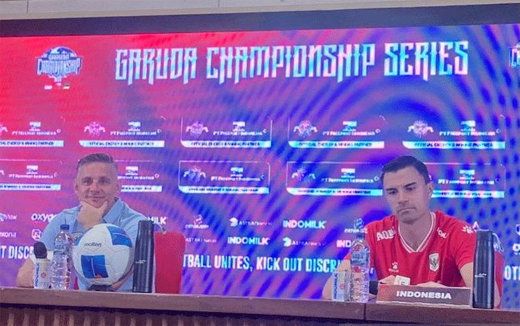 John Herdman Bangga Baker Jadi Debutan Termuda Timnas