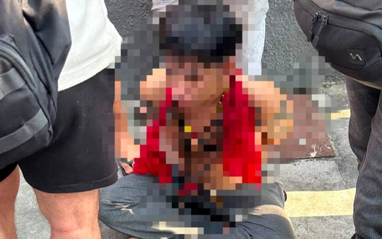Pria Meracau Serang Ibu dan Anak Gunakan Mandau Gegerkan Warga Palangka Raya