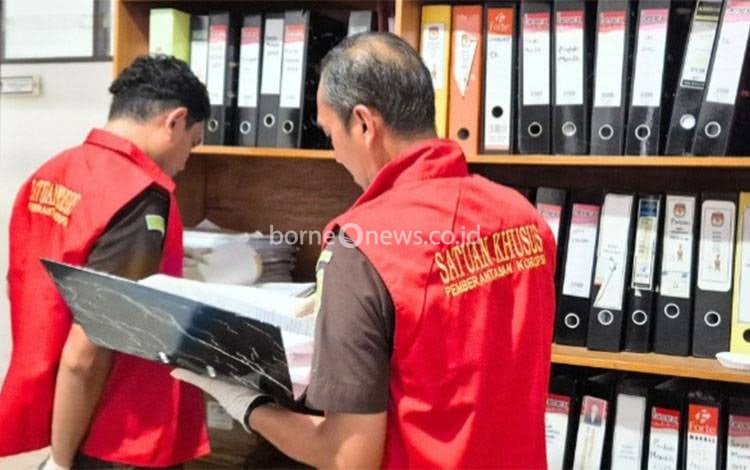 Kejari Palangka Raya Periksa 20 Saksi dalam Kasus Dugaan Korupsi Dana Hibah Pilkada Rp20 Miliar