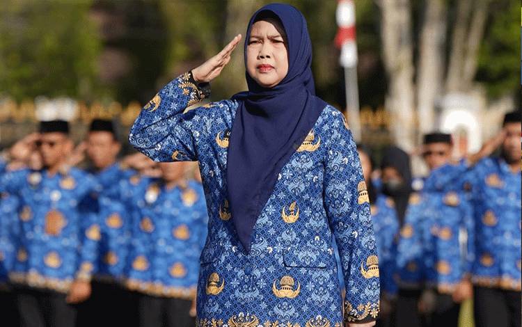 Kepala BKD Kalteng Ingatkan ASN Terapkan Nilai BerAKHLAK Demi Pelayanan Prima dan Kalteng BERKAH
