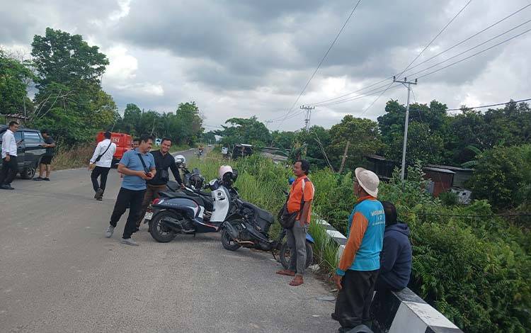 Warga Bumi Raya Sampit Temukan Tulang Belulang di Bawah Jembatan