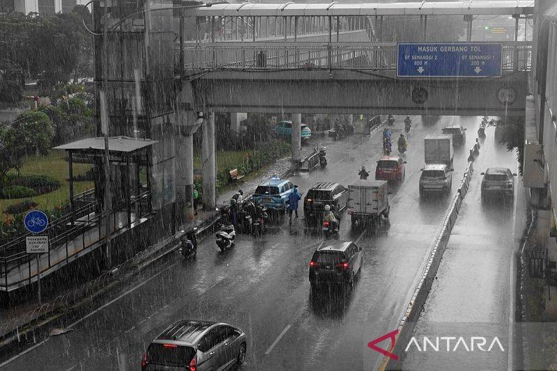 BMKG Prakirakan Palangka Raya Hujan Ringan, Sejumlah Kota Lain Juga Berpotensi Diguyur Hujan