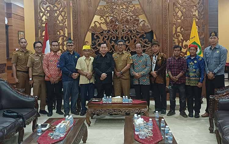 Bupati Kotim Pertimbangkan Hibah Lahan untuk MD-AHK