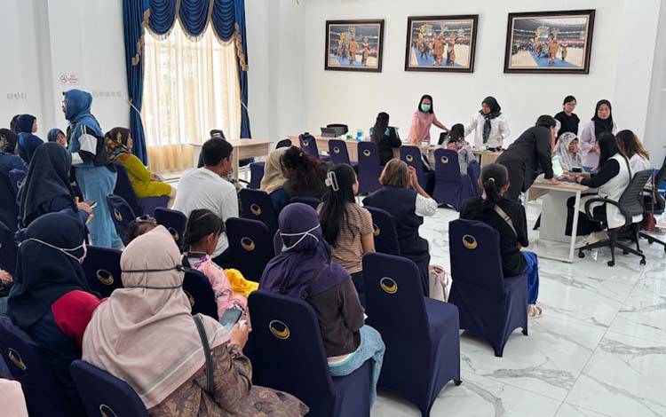 NasDem Kalteng Gelar Cek Kesehatan Gratis, Ratusan Warga Terlayani