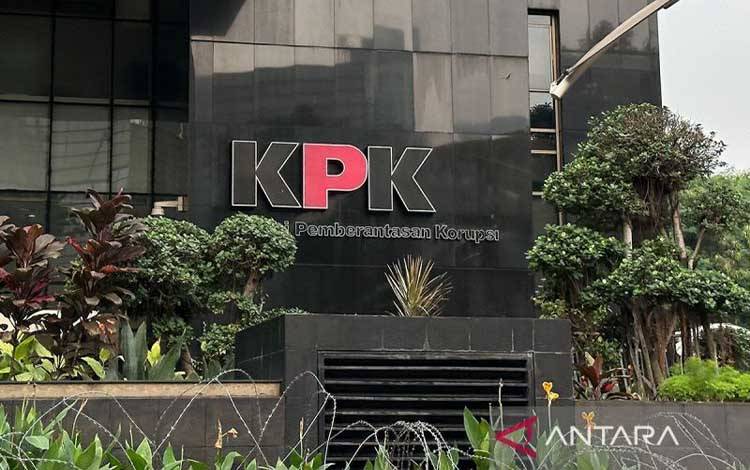 KPK Periksa Dirut Alamjaya Bara Pratama dan Dirkeu Sinar Kumala Naga