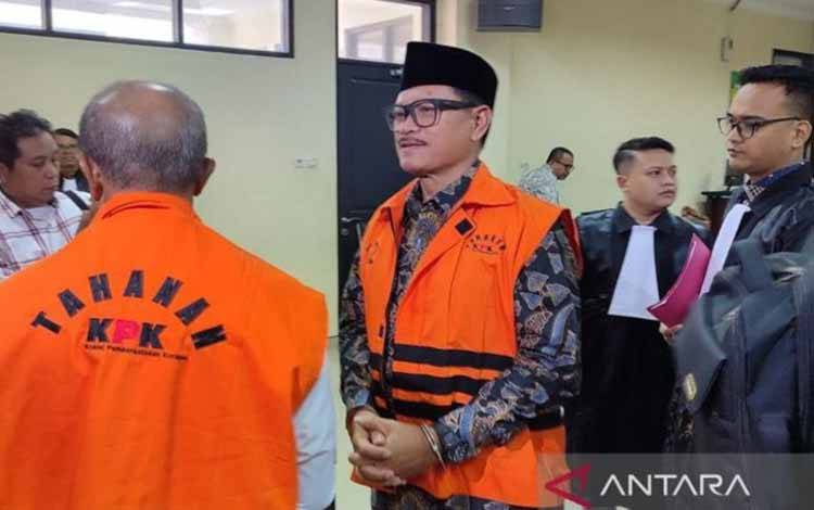 Wali Kota Madiun Nonaktif Didakwa Terima Gratifikasi dan Pemerasan