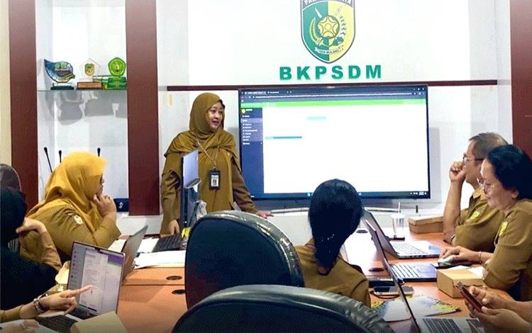 BKPSDM Palangka Raya Gelar Desk Data SIMPEG dan SIASN, Perbarui Data ASN Menuju Tata Kelola Digital