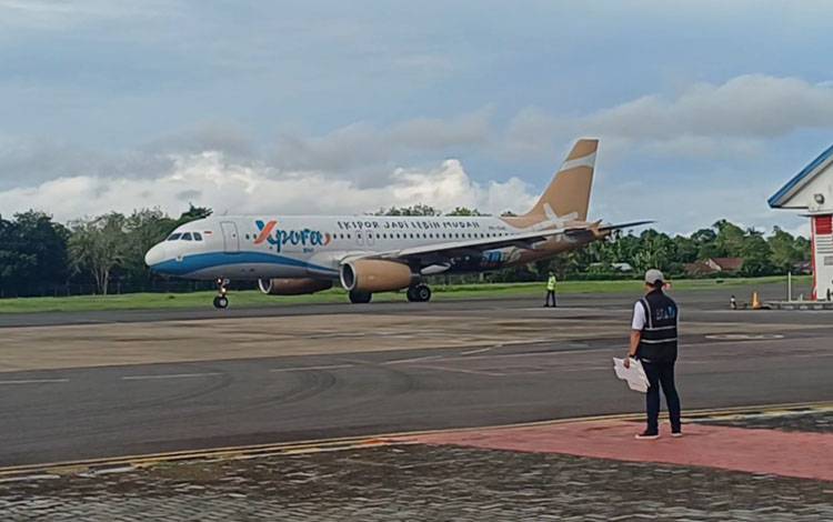 Catat Sejarah, Pesawat Airbus Pertama Kali Mendarat di Bandara H Asan Sampit