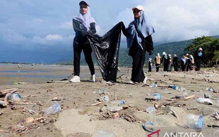 Kemenpar Perkuat Penerapan Gerakan Wisata Bersih di Seluruh Destinasi