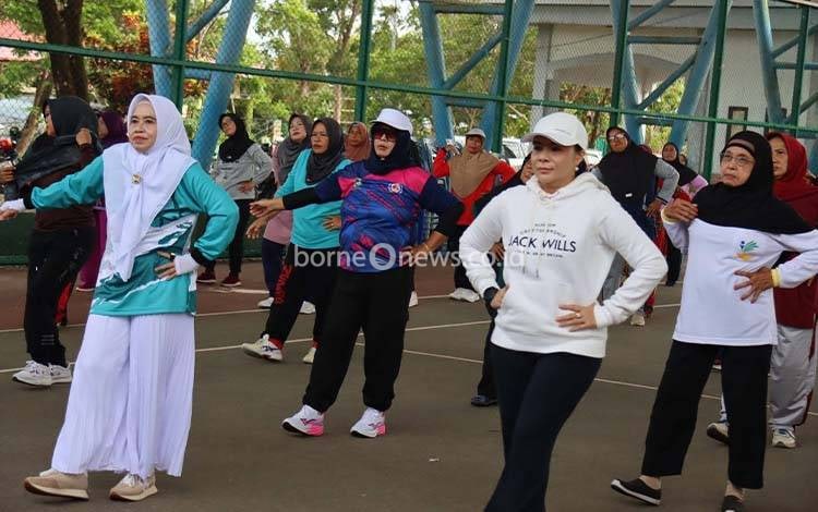 TP PKK Seruyan Dorong Lansia Tetap Sehat Lewat Senam dan Cek Kesehatan Gratis