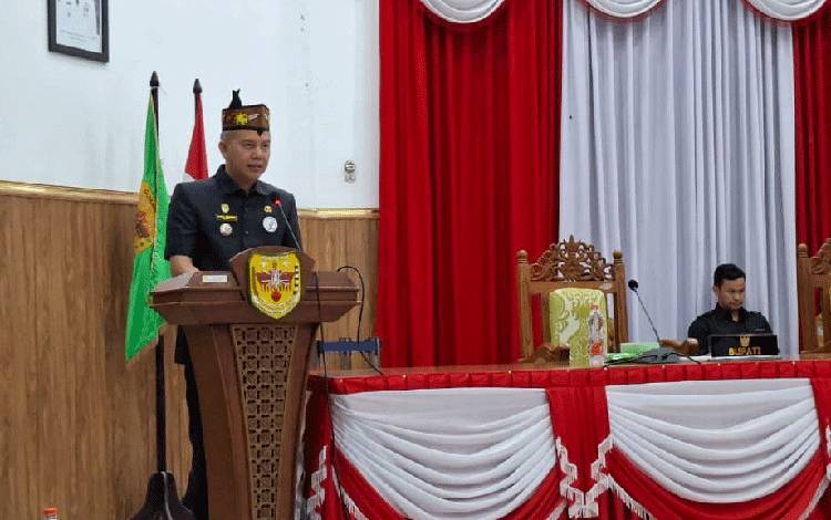 Bupati Gunung Mas Sampaikan Raperda Pengelolaan Barang Milik Daerah