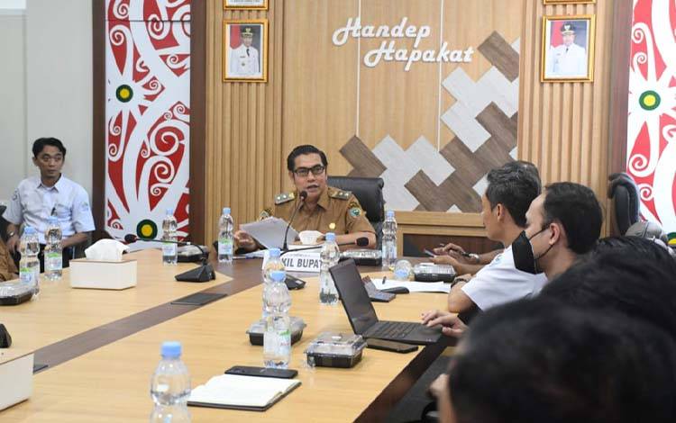 Wabup Pulang Pisau Ajak Perusahaan Salurkan CSR untuk Bantu Iuran BPJS 4.480 Warga