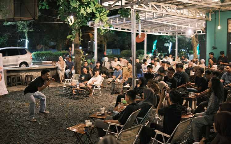 Open Mic Kembali Menyala, Komunitas Stand Up Kapuas Bangkit dari Vakum Lima Tahun