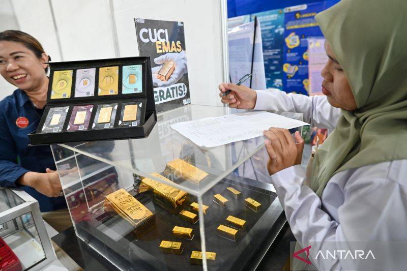 Harga Emas Pegadaian Rabu Pagi Stabil, Antam Masih Rp2,839 Juta per Gram