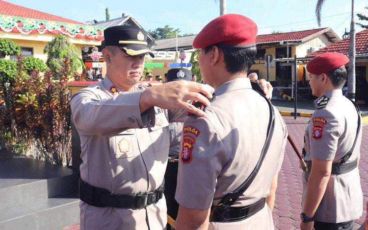 8 Pejabat Polres Kobar Berganti, Kapolres Sebut Mutasi Bagian Regenerasi Kepemimpinan