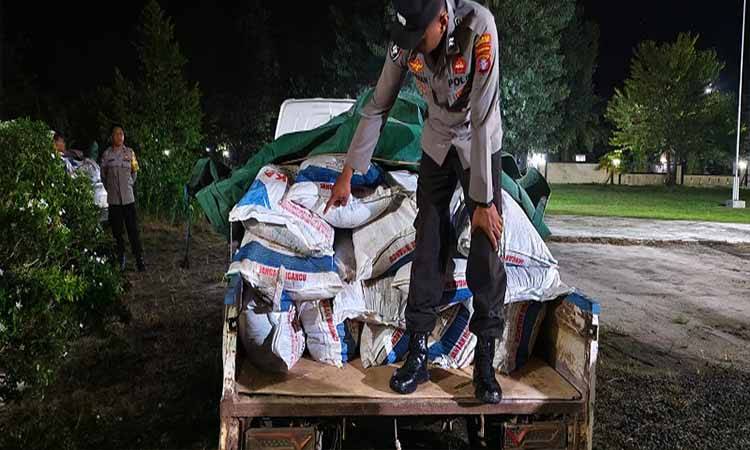 Polsek Jaya Karya Gagalkan Penyalahgunaan 4 Ton Pupuk Subsidi di Sampit
