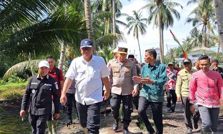 Menteri LH: Pembeli Minyak Sawit Wajib Turut Jaga Lahan dari Kebakaran