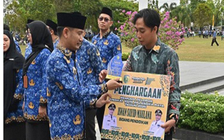 Wali Kota Palangka Raya Apresiasi Pemuda Pelopor Bidang Pendidikan