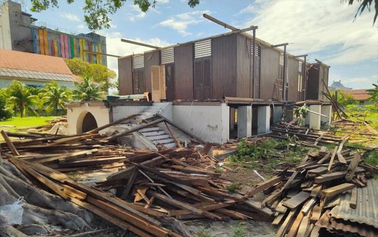 Situs Bersejarah Nani Wartabone di Gorontalo Terancam Hilang