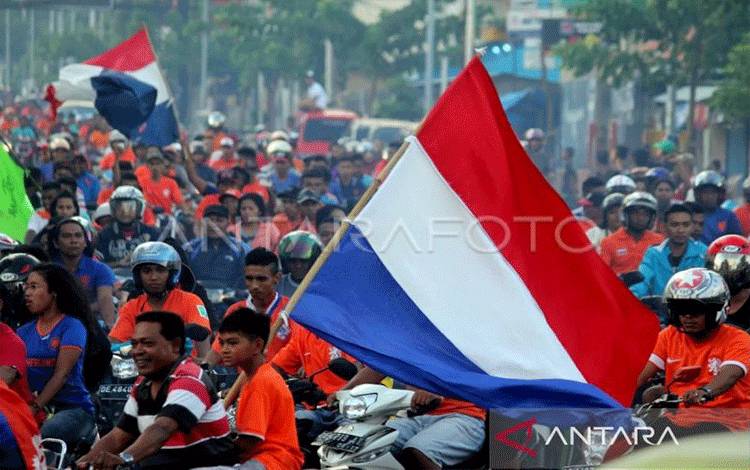 Sepak Bola Memperkuat Hubungan Masyarakat Belanda dan Maluku
