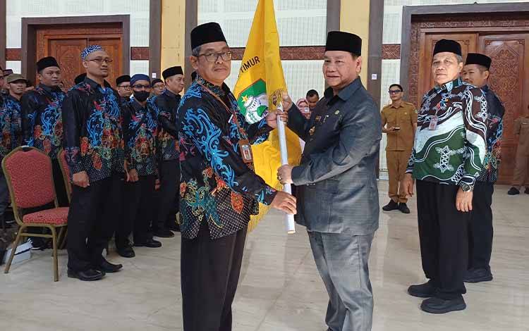 Bupati Kotim Lepas Kafilah MTQ Korpri, Targetkan Tampil Maksimal di Murung Raya